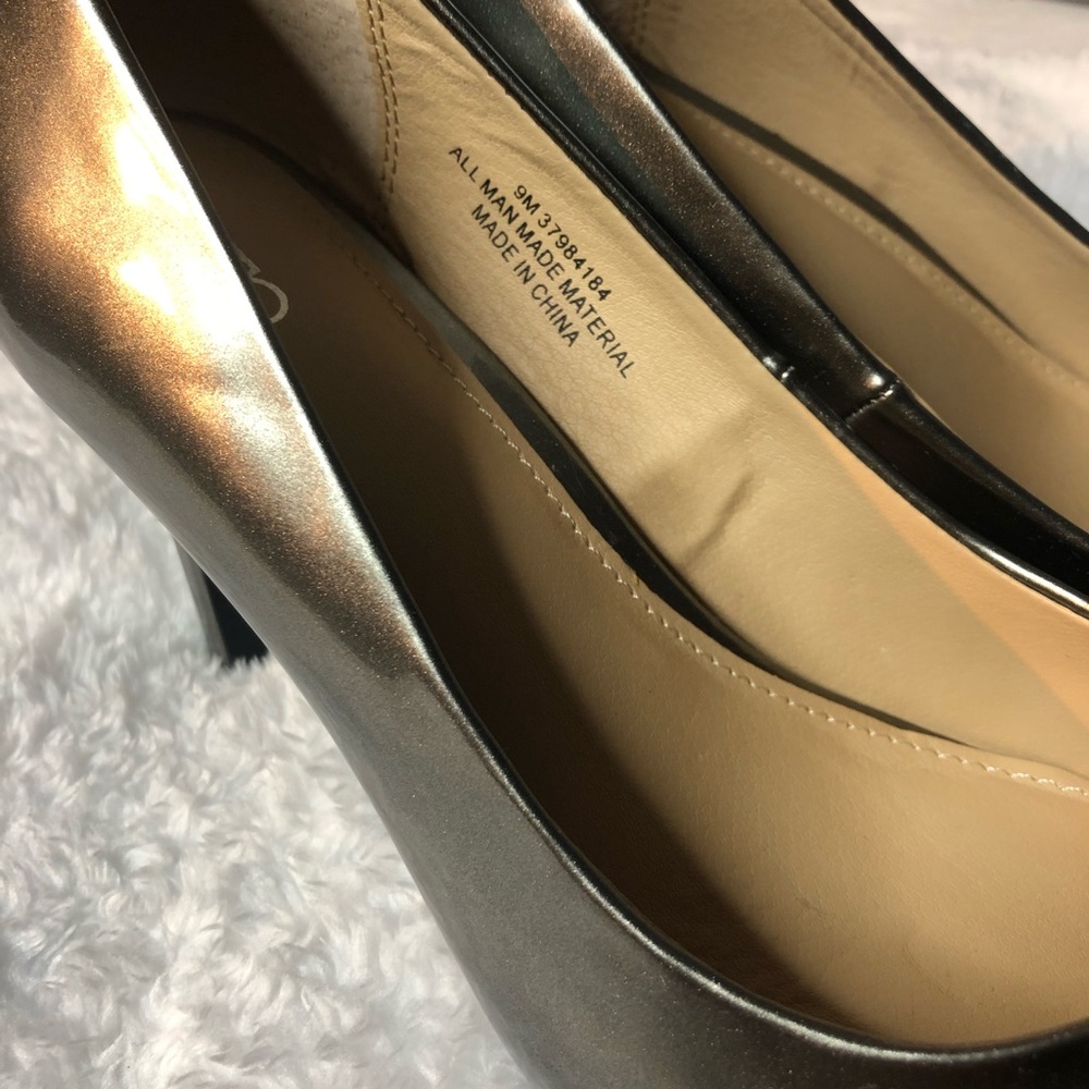 Cato Silver Heels - Picture 2 of 4